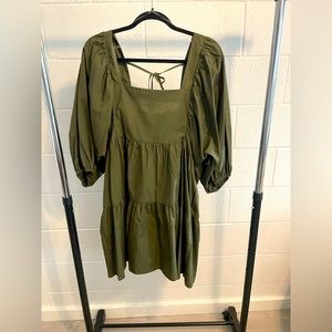 Green Tiered Puff Sleeve Dress